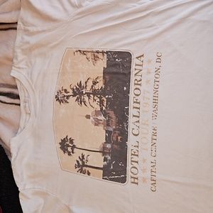 Hotel California Tee
